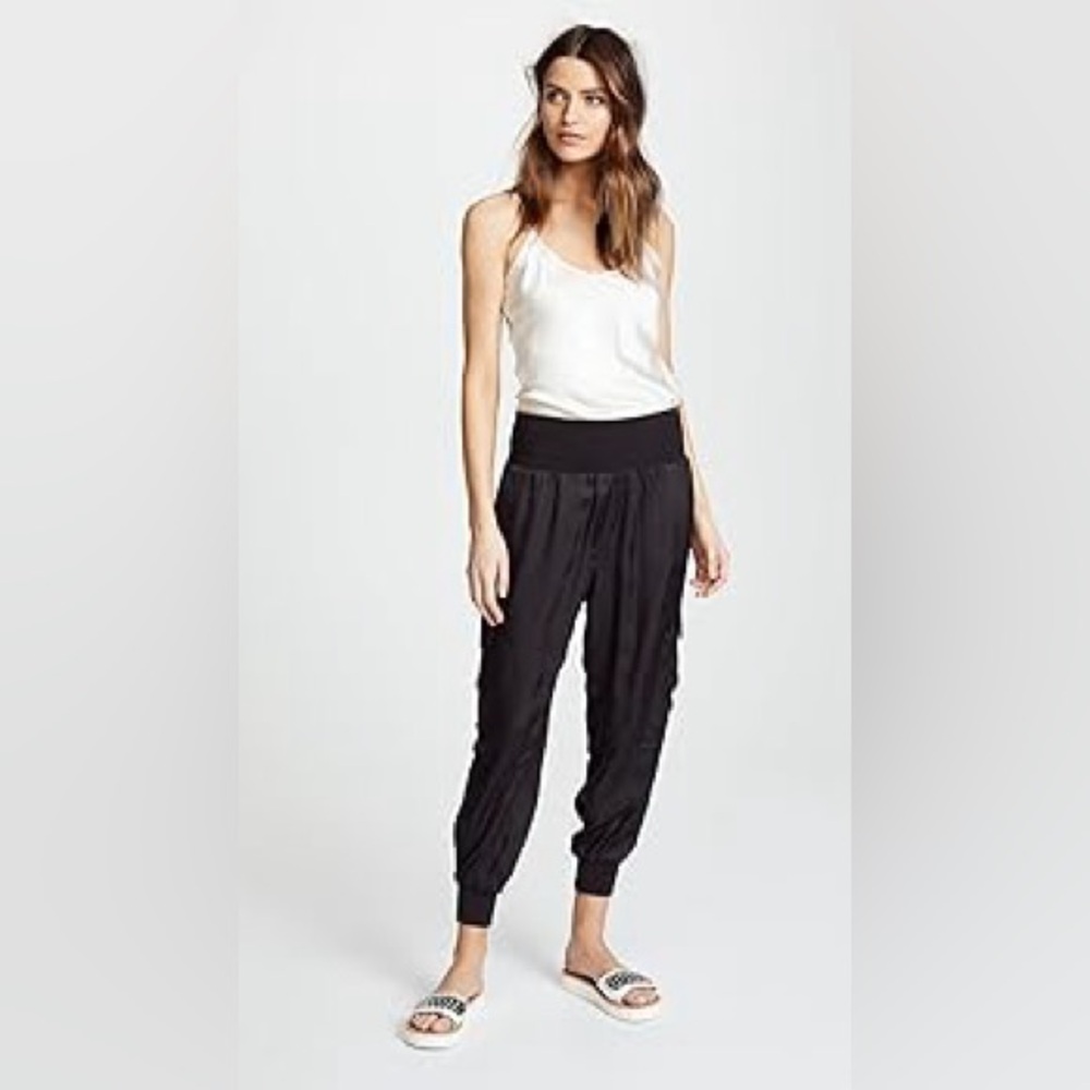 Cinq a Sept Giles Pant in Black - Picture 16 of 17